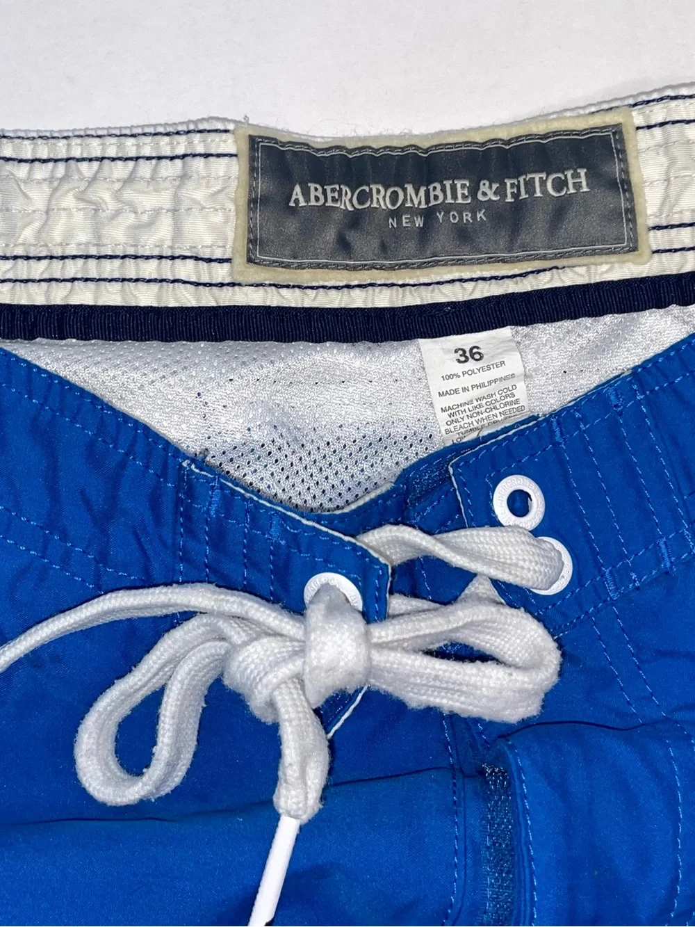 Abercrombie & Fitch Blue Navy White Moose Swim Trunks Shorts Size 36